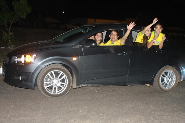 Ipiranguenses vão as ruas comemorar mais uma vitória de nossa Seleção