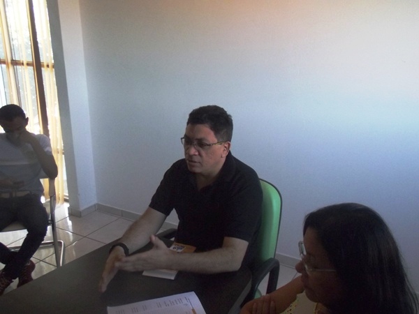 Prefeito reúne comissão e discute 40ª festa do Vaqueiro de Santa Rosa