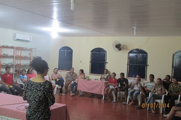 Lívia Queiroz reúne equipe do SEMTAS - Imagem 1