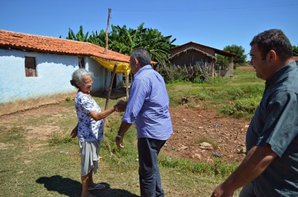 Prefeito Bernildo Val visita zona rural e autoriza recuperação de estrada vicinal - Imagem 2