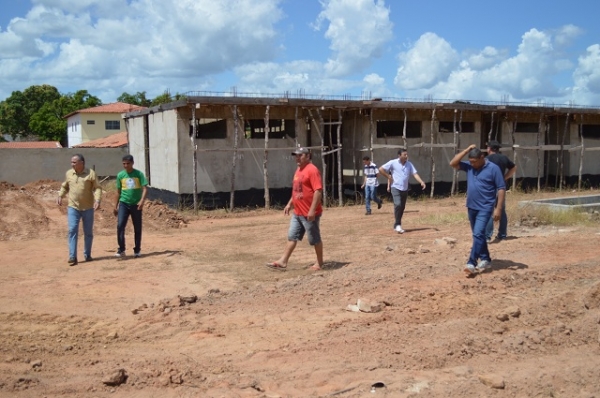 Prefeito Bernildo Val visita creche objeto de investigação do FNDE e Polícia Federal - Imagem 3