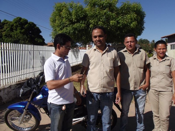 Atenção básica de Saúde de Francisco Ayres recebe veículos da Secretaria Municipal de Saúde - Imagem 2