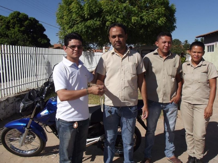 Atenção básica de Saúde de Francisco Ayres recebe veículos da Secretaria Municipal de Saúde - Imagem 9