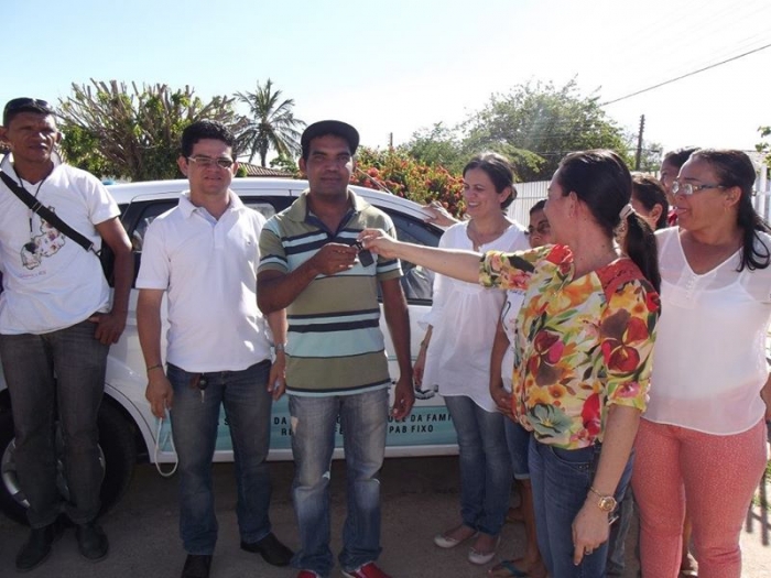 Atenção básica de Saúde de Francisco Ayres recebe veículos da Secretaria Municipal de Saúde - Imagem 10