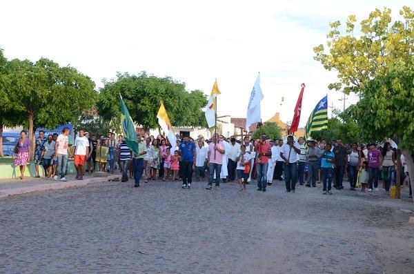 Centenas de fies participam da procissão de Santo Inácio de Loyola   - Imagem 22