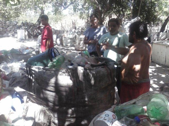 Membros da Secretaria Estadual do Trabalho realiza visita ao Lixão de Barras - Imagem 1