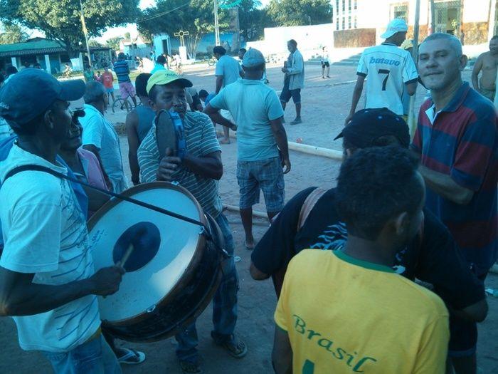 Levantamento do mastro, uma festa tradicional repassada de geração em geração  - Imagem 3