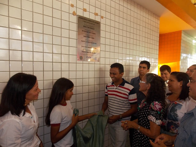 Prefeito Dr. Francisco inaugura Quadra Poliesportiva Coberta da Escola Genésio Moreira - Imagem 18