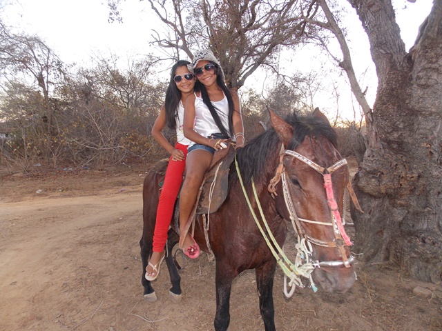 Prefeito Dr. Francisco participa da tradicional festa dos vaqueiros da localidade Jacaré - Imagem 13