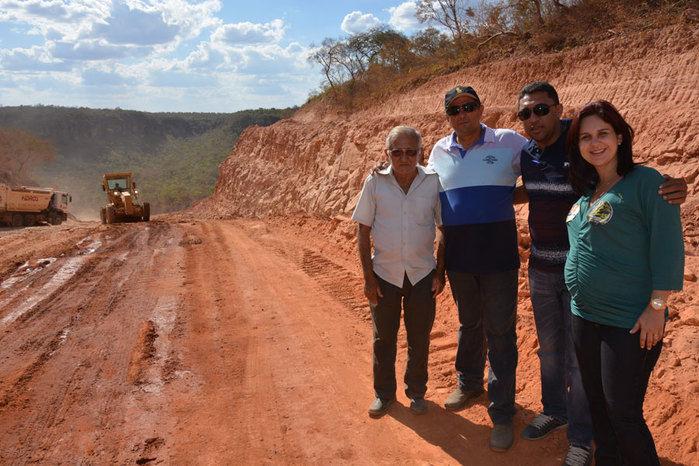 Prefeita Renata Coelho, visita as obras da Rodovia Perimetral Sul - Imagem 16