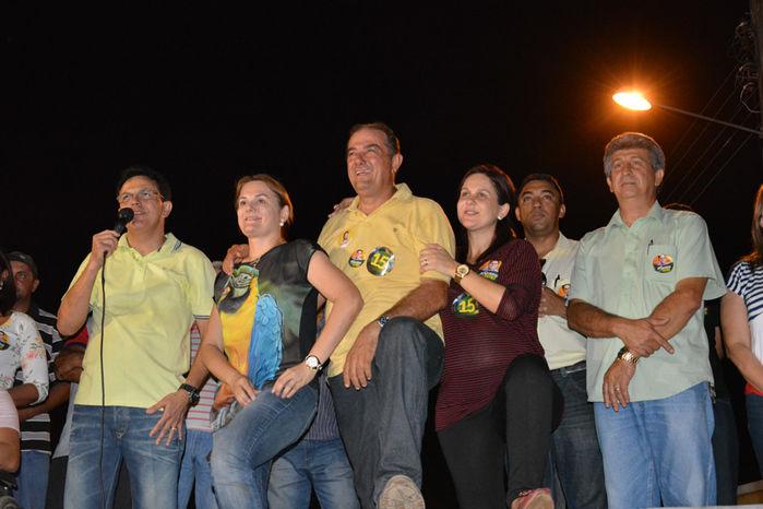 Comitê de campanha do PMDB é inaugurado com grande caminhada em Uruçuí - Imagem 40