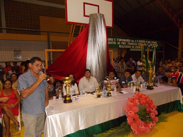 Prefeito Dr. Francisco inaugura Quadra Poliesportiva Coberta da Escola Genésio Moreira - Imagem 53