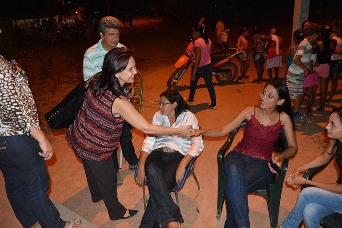Prefeita Renata Coelho prestigia festejos de Bom Jesus da Lapa na comunidade Morrinhos - Imagem 20