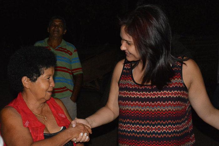 Prefeita Renata Coelho prestigia festejos de Bom Jesus da Lapa na comunidade Morrinhos - Imagem 2