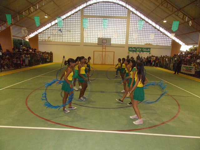 Prefeito Dr. Francisco inaugura Quadra Poliesportiva Coberta da Escola Genésio Moreira - Imagem 42