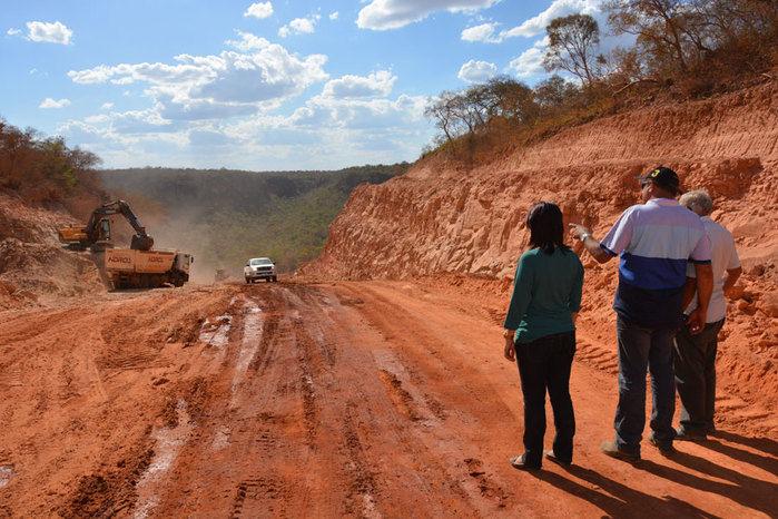 Prefeita Renata Coelho, visita as obras da Rodovia Perimetral Sul - Imagem 12