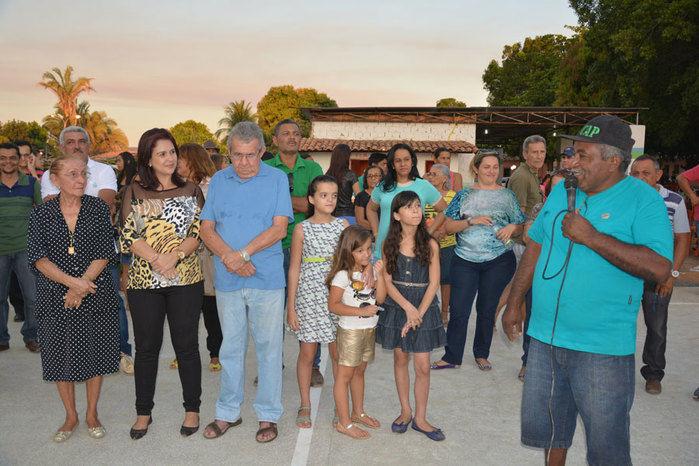 Prefeitura inaugura quadra poliesportiva na comunidade Tucuns em pleno festejo - Imagem 16