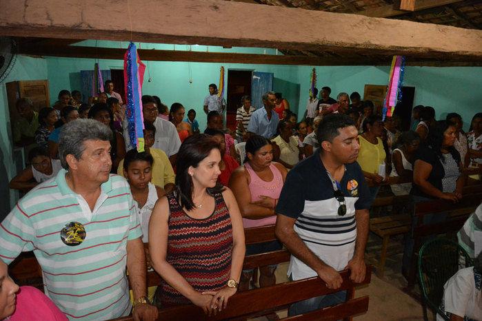 Prefeita Renata Coelho prestigia festejos de Bom Jesus da Lapa na comunidade Morrinhos - Imagem 14