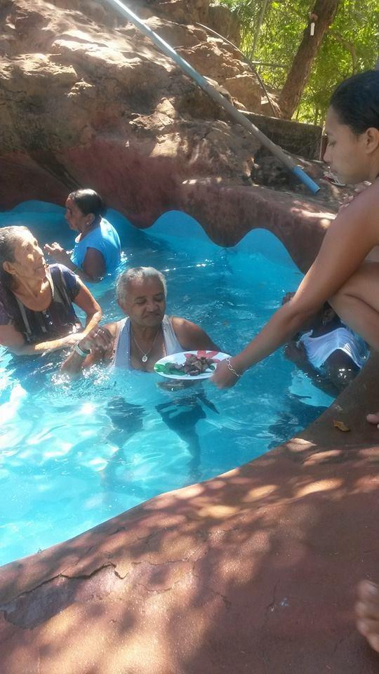 Idosos de Francinópolis participam de passeio na Fazenda Aleluia em Inhuma - PI - Imagem 9