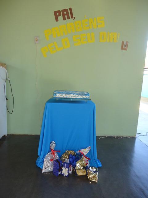 Escola Municipal Liberato Vieira realizou Homenagens aos Pais - Imagem 14