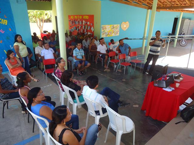 Escola Municipal Liberato Vieira realizou Homenagens aos Pais - Imagem 13
