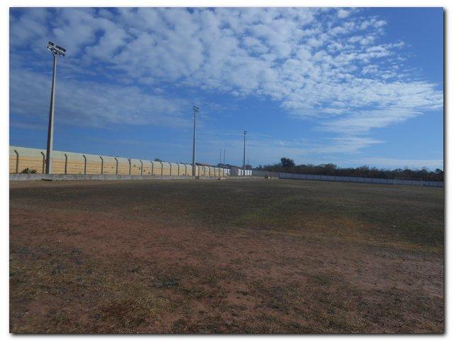 Estádio Municipal passa por Reforma e é iluminado - Imagem 2