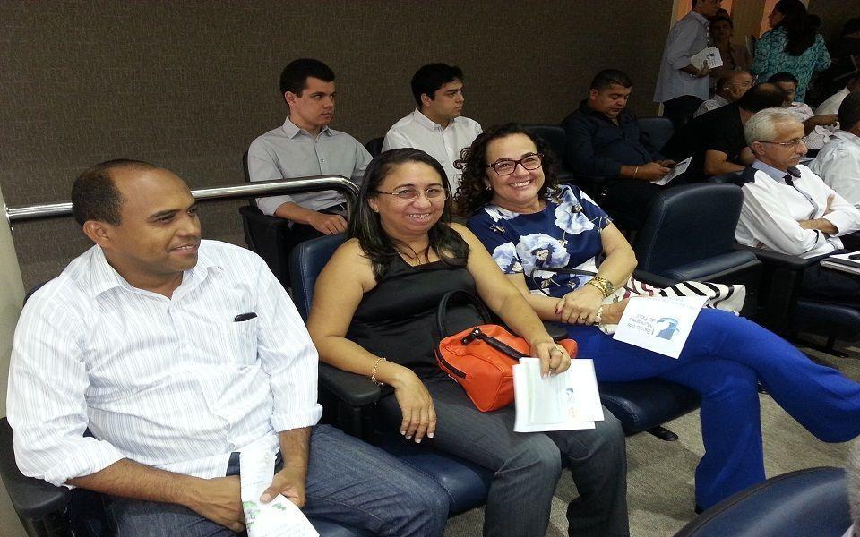 Mara Resende participa de audiência no TCE promovida pela APPM