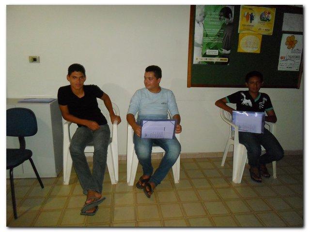 CREAS realiza encerramento do Projeto Cine CREAS: Trabalhando Vulnerabilidades com Adolescentes - Imagem 4