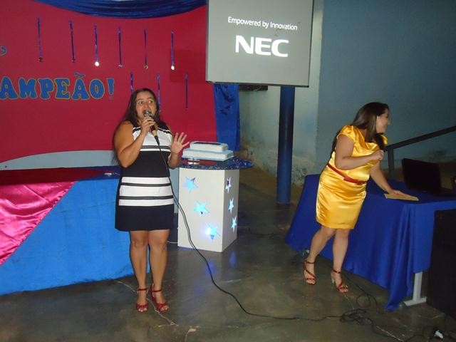 Pais Receberam Homenagem na Escola Santa Catarina - Imagem 31