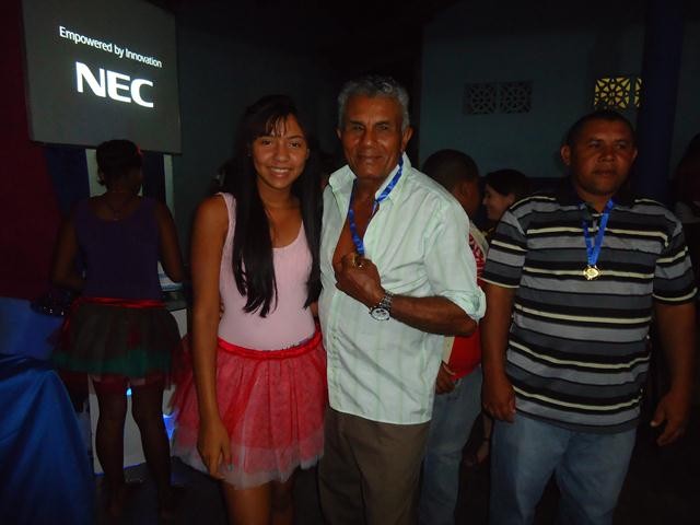 Pais Receberam Homenagem na Escola Santa Catarina - Imagem 54