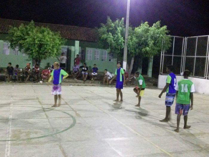 Alunos do EJA participam de torneio esportivo - Imagem 3