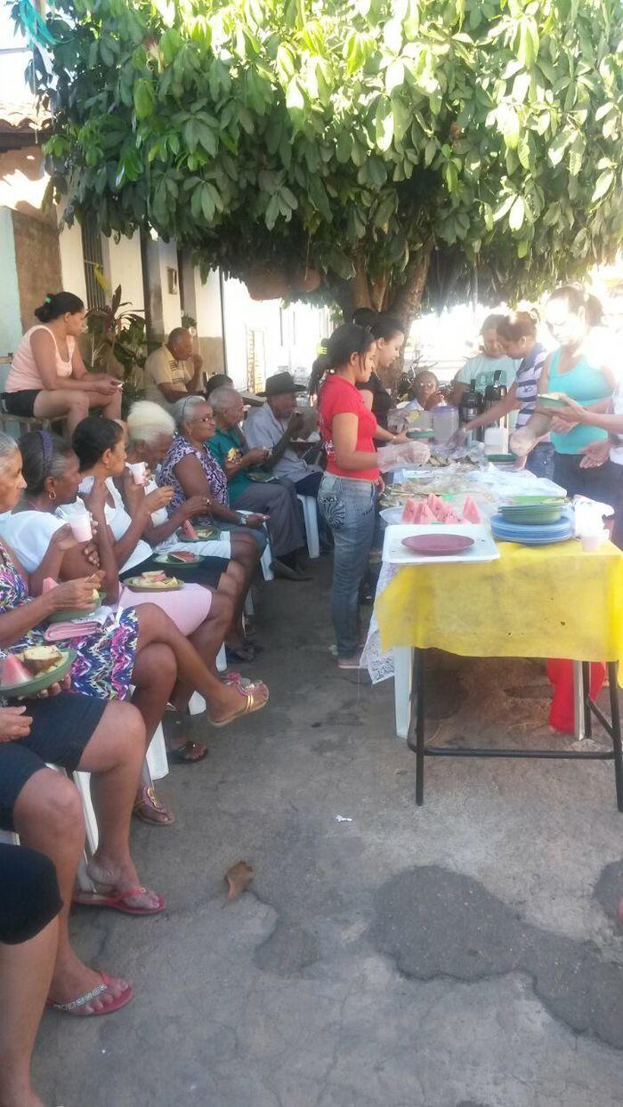 CRAS realiza café da manhã com idosos - Imagem 6