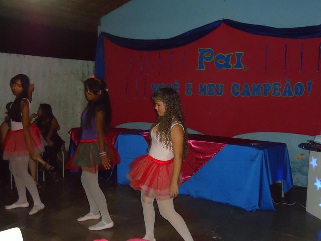 Pais Receberam Homenagem na Escola Santa Catarina - Imagem 28