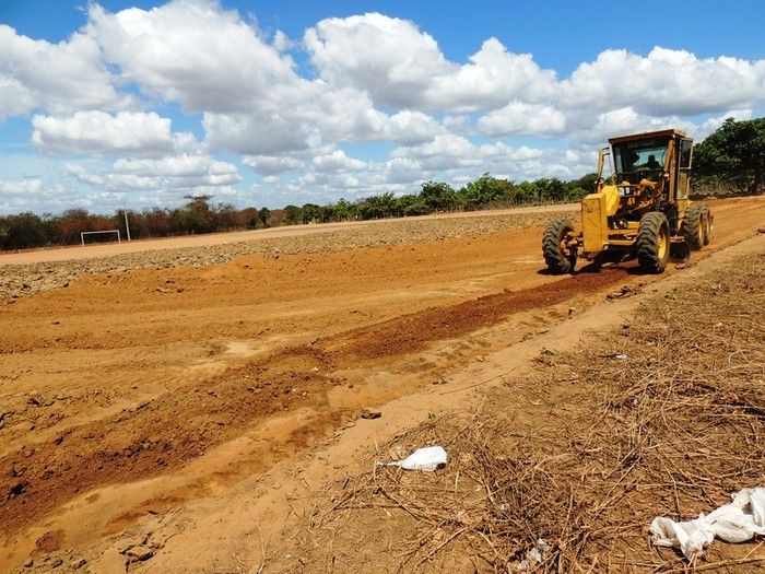Campo de Saibro obra em fase bem acelerada - Imagem 6