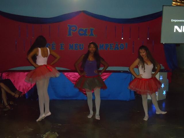 Pais Receberam Homenagem na Escola Santa Catarina - Imagem 23