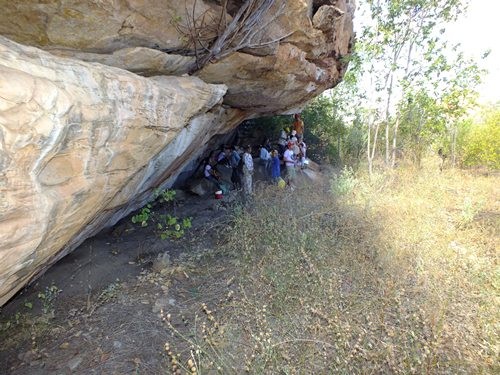 Alunos do curso de história da FADESB visitam Sitio Arqueológico em São José do Piauí. - Imagem 4