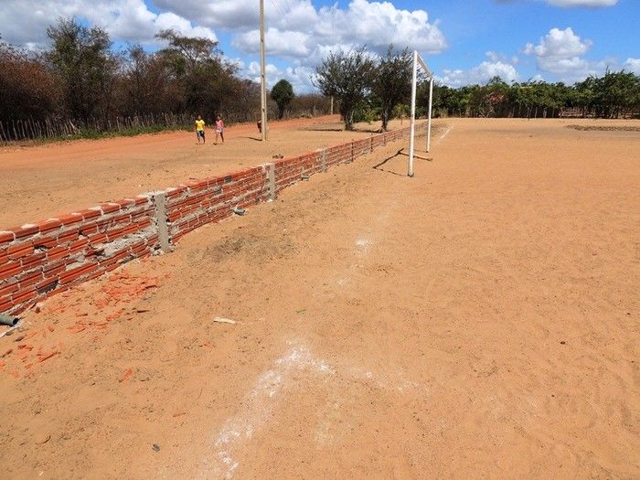 Campo de Saibro obra em fase bem acelerada - Imagem 8