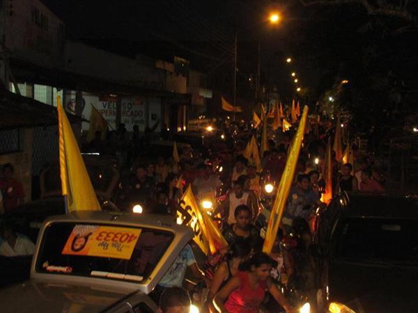 Candidata Nize Rego realizou carreata neste último domingo - Imagem 8