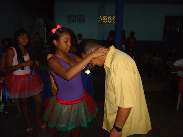 Pais Receberam Homenagem na Escola Santa Catarina - Imagem 47