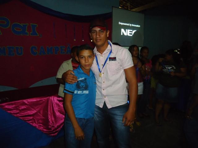 Pais Receberam Homenagem na Escola Santa Catarina - Imagem 63