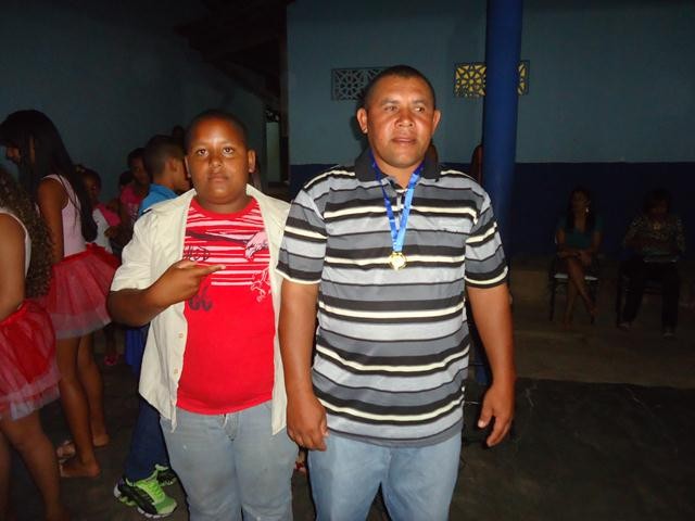 Pais Receberam Homenagem na Escola Santa Catarina - Imagem 55