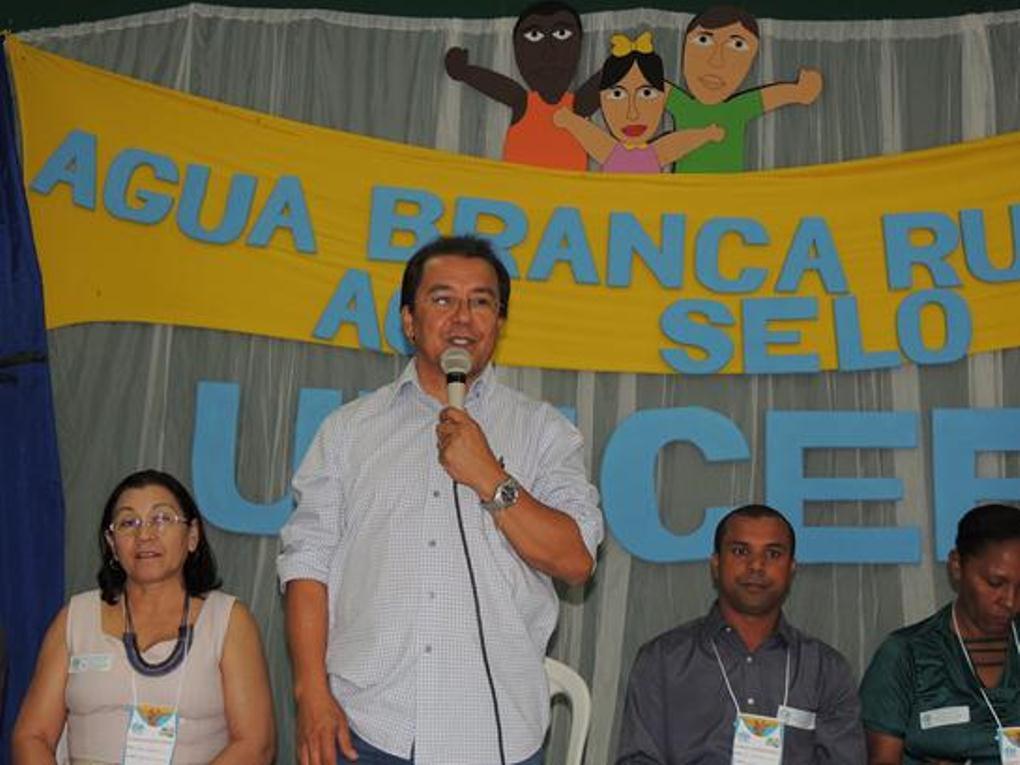 Prefeitura de Água Branca lança Selo UNICEF