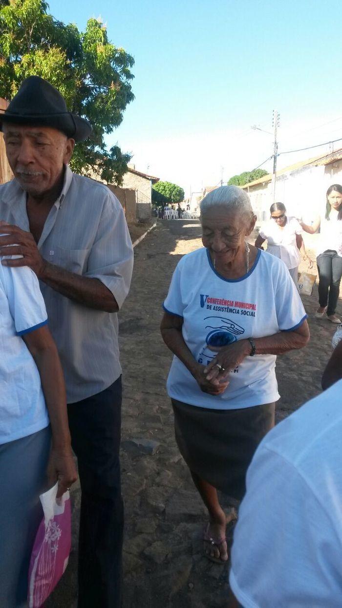 CRAS realiza café da manhã com idosos - Imagem 38