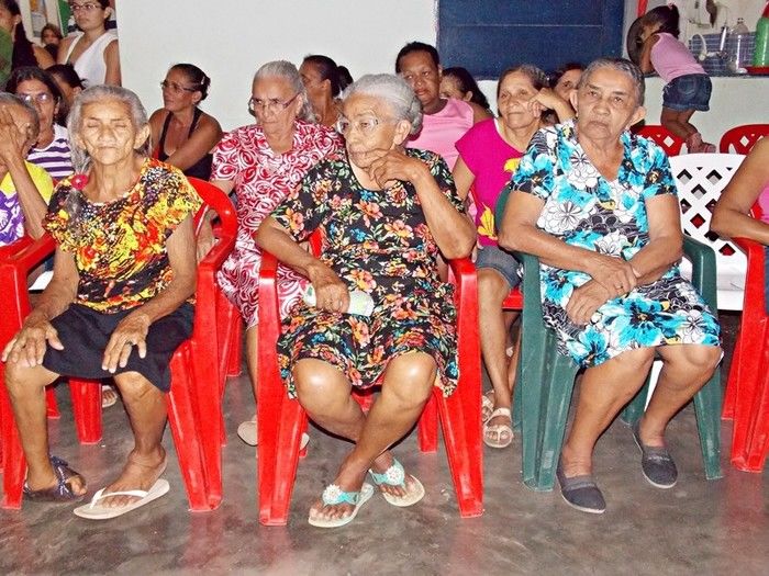 Secretaria Municipal de Assistência Social realiza tarde de lazer aos Idosos do município  - Imagem 11