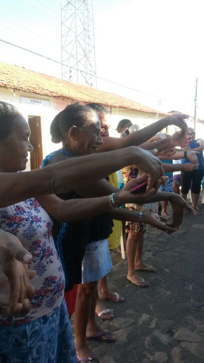 CRAS realiza café da manhã com idosos - Imagem 21