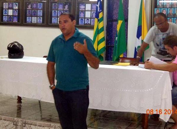 Clodoaldo é aclamado presidente da Liga Batalhense de Futebol - Imagem 3