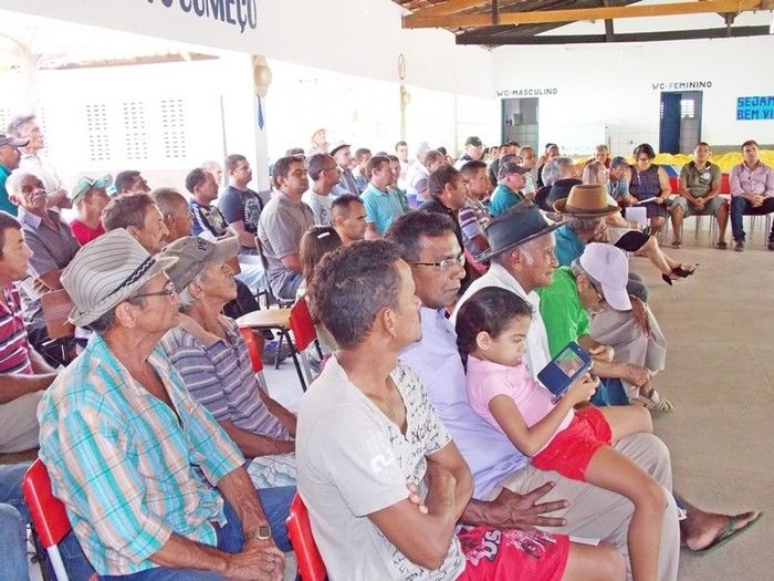 Secretaria de Educação realiza belíssimo café da manhã em homenagem ao dia dos Pais - Imagem 41