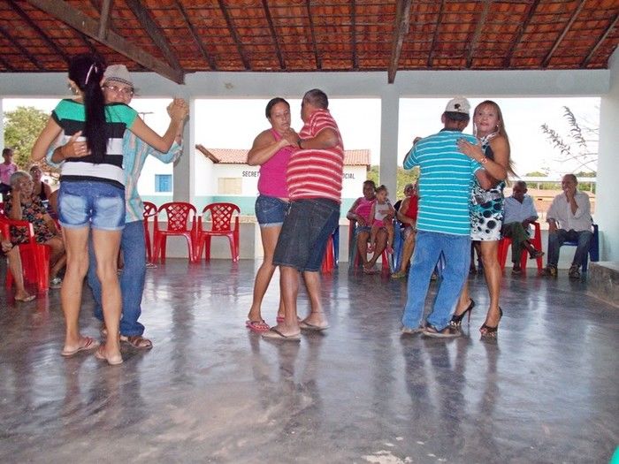 Secretaria Municipal de Assistência Social realiza tarde de lazer aos Idosos do município  - Imagem 35