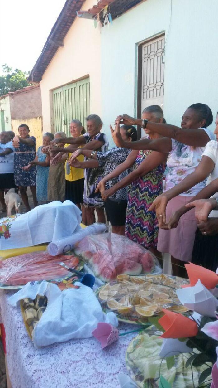 CRAS realiza café da manhã com idosos - Imagem 28