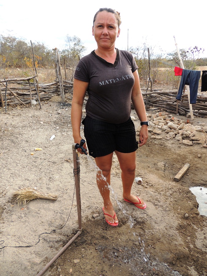 Água canalizada chega às residências do sertão de Pedro II - Imagem 4